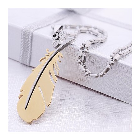 Fashion Flying Feather Titanium necklace Pendant