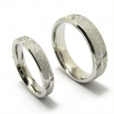 Womens titanium rings