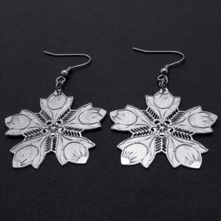 Hollow Titanium Earrings 20240