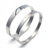 Deft Design Color Brilliancy Excellent Quality Titanium Bangle