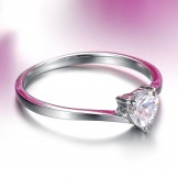 Excellent Quality Female Sweetheart Titanium Ring With Rhinestone