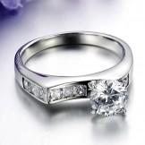 Stable Quality Female Titanium Ring With Rhinestone