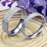 Durable in Use Pearl Sand Titanium Ring For Lovers 