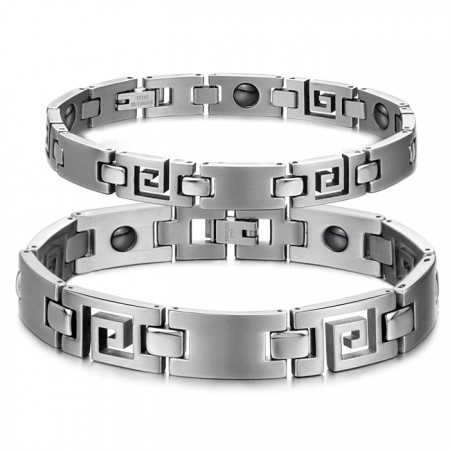 Easy to Use Classic Titanium Bracelet For Lovers 