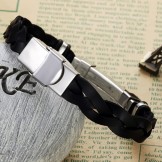 Selling Well all over the World Titanium Leather Bangle With Rhinestone