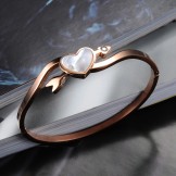 High Quality Female Sweetheart Titanium Bangle