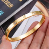 Stable Quality Female Titanium Bangle With Diamond