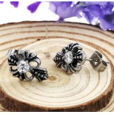 Reliable Quality Titanium Earrings With Rhinestone
