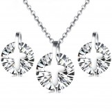The Queen of Quality Titanium Necklace And Earrings With Rhinestone