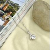 Excellent Quality Female Platinum Plating Titanium Necklace With Diamond