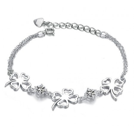 The Queen of Quality Female Clover Shape Platinum Plating Titanium Bracelet With Diamond