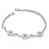 Dependable Performance Female Clover Shape Platinum Plating Titanium Bracelet With Diamond