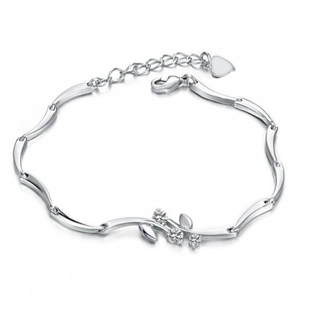 World-wide Renown Female Platinum Plating Titanium Bracelet With Diamond