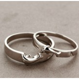 Complete in Specifications Dolphin Platinum Plating Titanium Ring For Lovers 