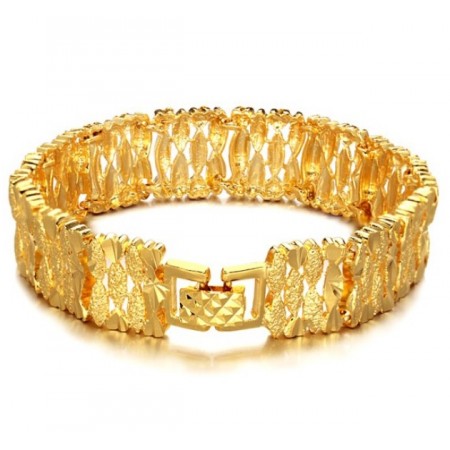 World-wide Renown Female 18K Gold-Plated Bracelet