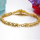 World-wide Renown Female Morning Glory Shape
 18K Gold-Plated Bracelet 